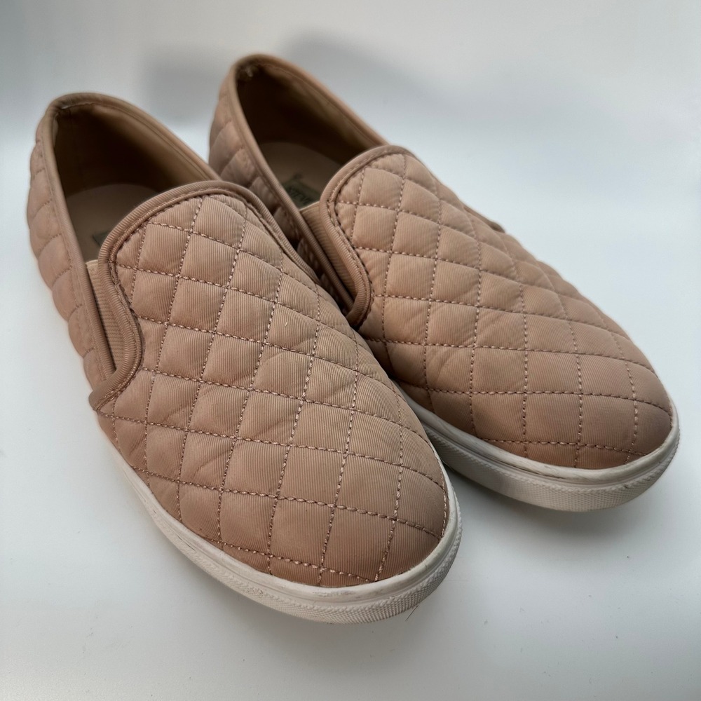 Steve Madden‎ ECNTRCQT Quilted Blush Pink Slip On Sneakers Women's Size 7.5M